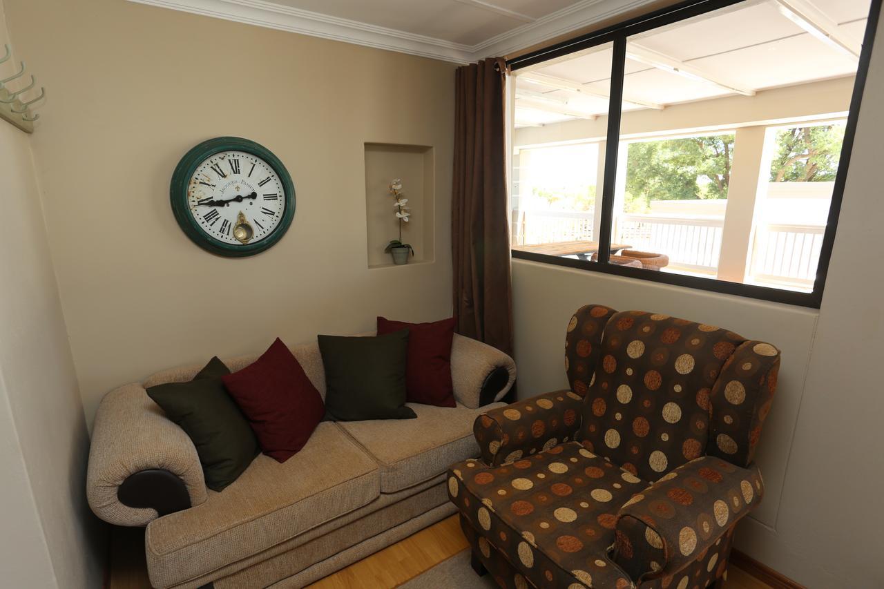 Boutique Guesthouse Mariental Exteriör bild